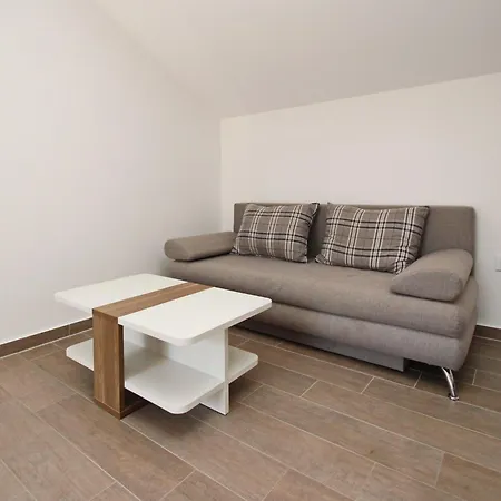 Daire Tolles In Mit Terrasse By Interhome *