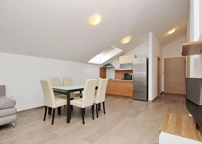 Tolles In Mit Terrasse By Interhome شقة *