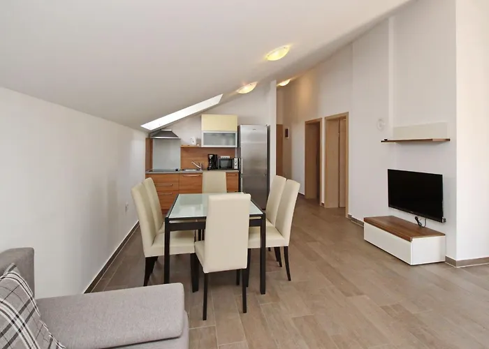 Tolles In Mit Terrasse By Interhome شقة باشْكا